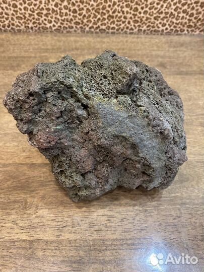 Камень в аквариум декор