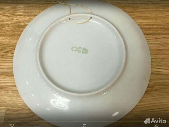 Фарфоровая тарелка-панно