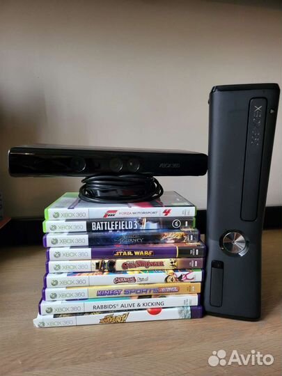 Xbox 360 S + Kinect, 9 игр