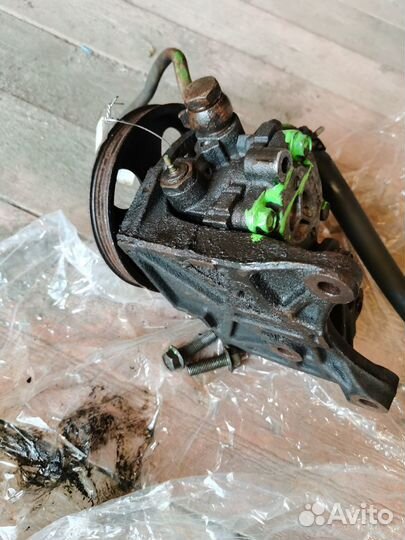 Насос гидроусилителя Suzuki Vitara (гур)