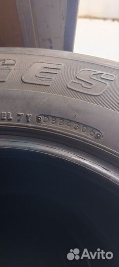 Bridgestone Dueler H/T 265/65 R17