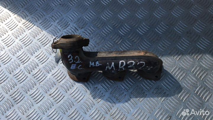 Коллектор выпускной Mercedes-Benz C-Class (W203) I