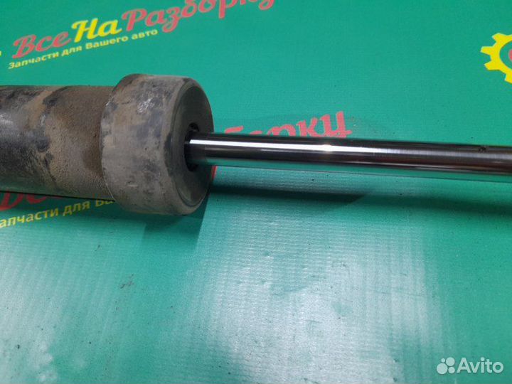 Амортизатор стойка задняя Renault Sandero хечбэк