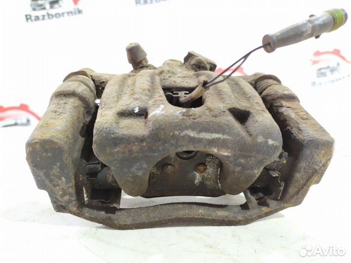 Суппорт тормозной задний левый Mercedes Vito W639