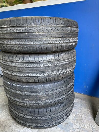 Michelin Latitude Tour HP 275/60 R20
