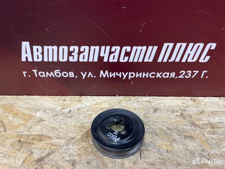 Шкив помпы Volkswagen Polo
