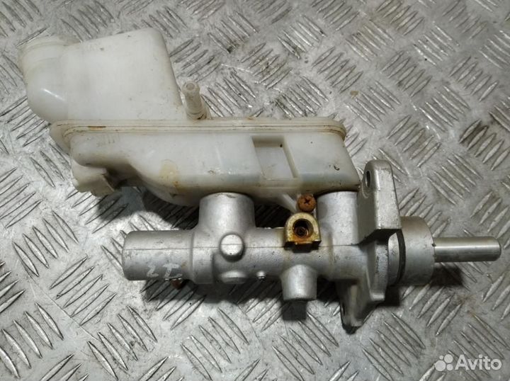 Цилиндр тормозов главный Mazda 6 atenza GG гг