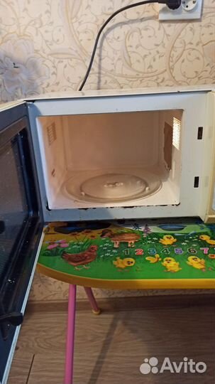 Микроволновая печь Elenberg)
