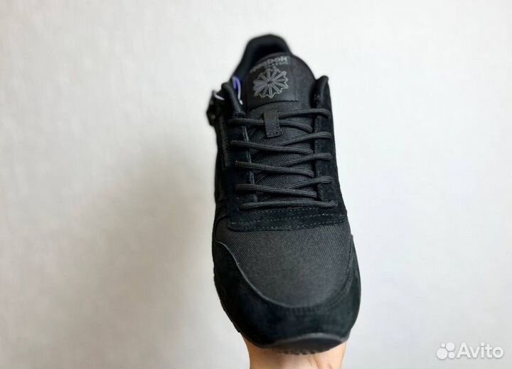 Кроссовки Reebok универсальные