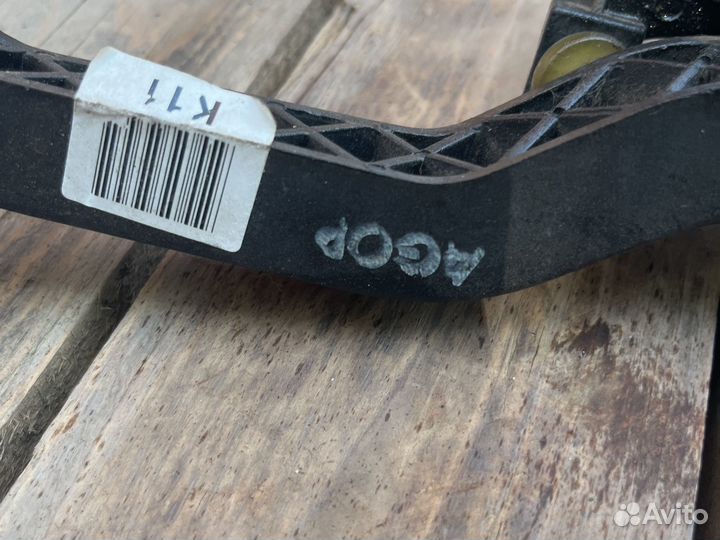 Педаль газа Hyundai Elantra XD