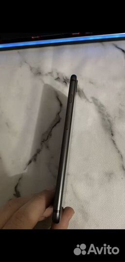 iPhone 8 Plus, 64 ГБ