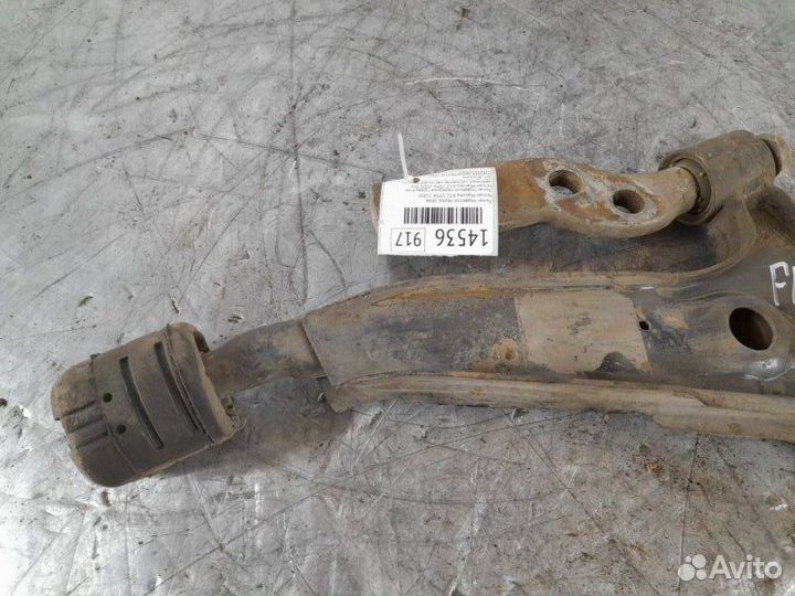 Рычаг подвески передний правый Nissan Maxima A32