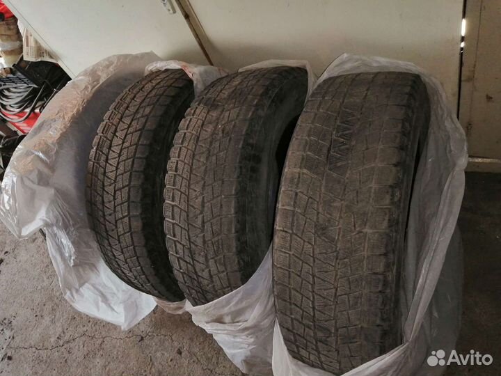 Bridgestone WinterForce 235/65 R17