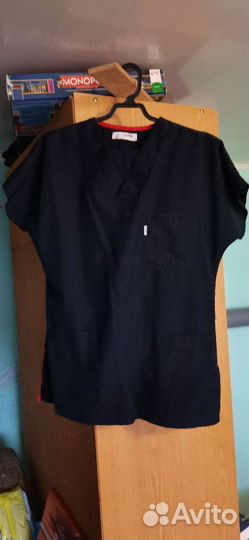 Мужскои медицинскии костюм