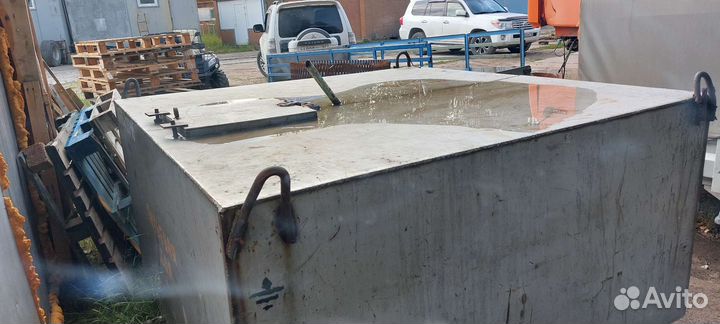 Емкость из нержавеющей стали