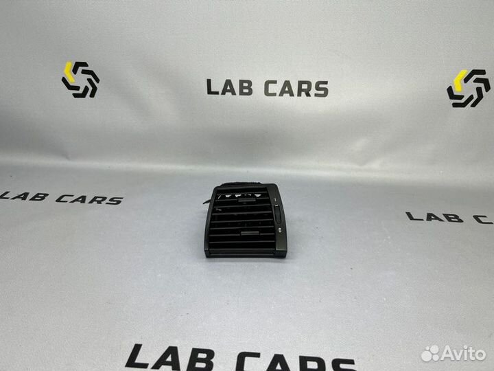 Дефлектор воздушный передний левый Bmw X5 E53