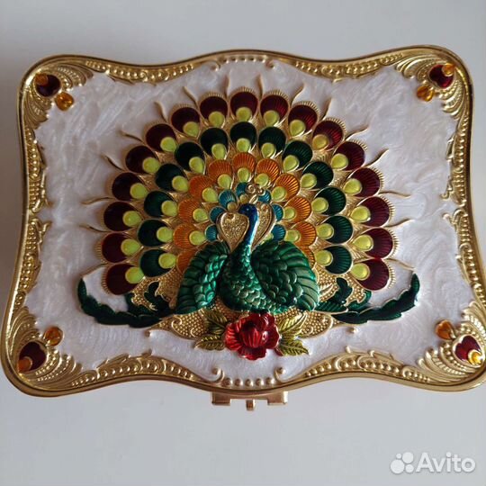 Шкатулка для украшений