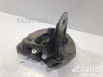 Кулак задний правый 33326770982