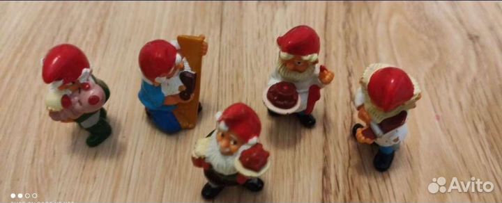 Игрушки из киндера, разные серии