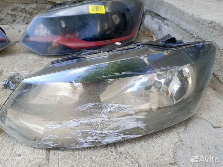 Оригинальные фары VW polo sedan