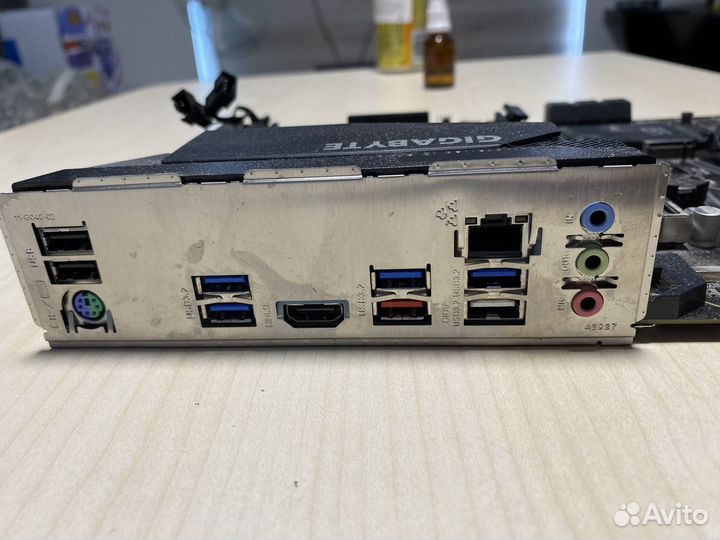 Материнская плата gigabyte Z490 UD