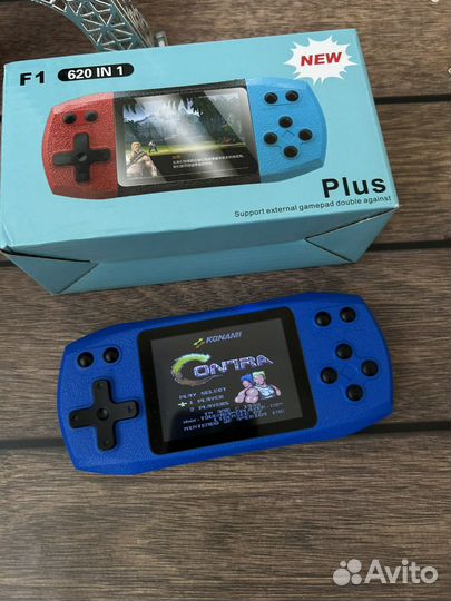 Ретро консоль - игра