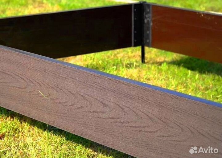 Доска из дпк для грядок