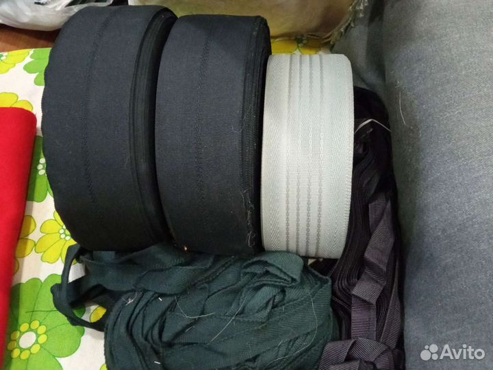 Отрез ткани разные