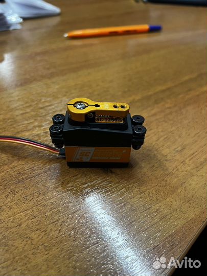 Сервомашинка savox