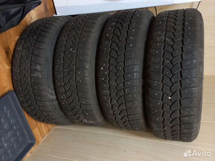 Комплект зимних колёс r16 205 55