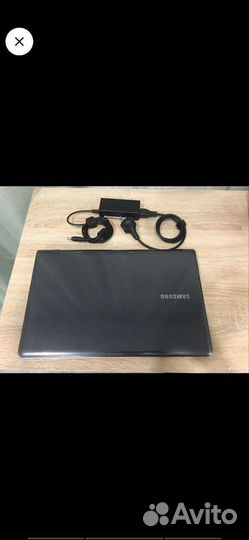 Игровой ноутбук Samsung