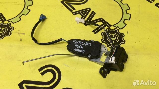 Замок стекла багажника Toyota Vista Ardeo SV50