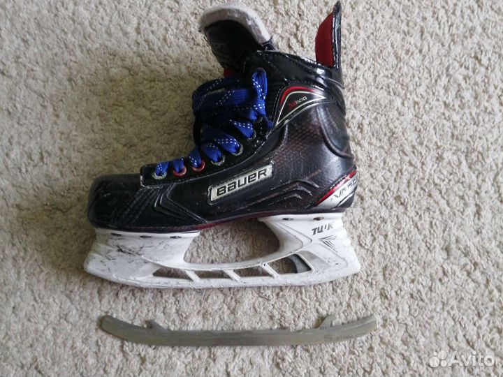 Хоккейные коньки бауэр Vapor X600 2 d