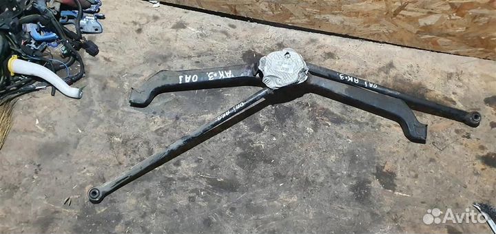 Кронштейн задней балки Opel Astra J 2010-2017