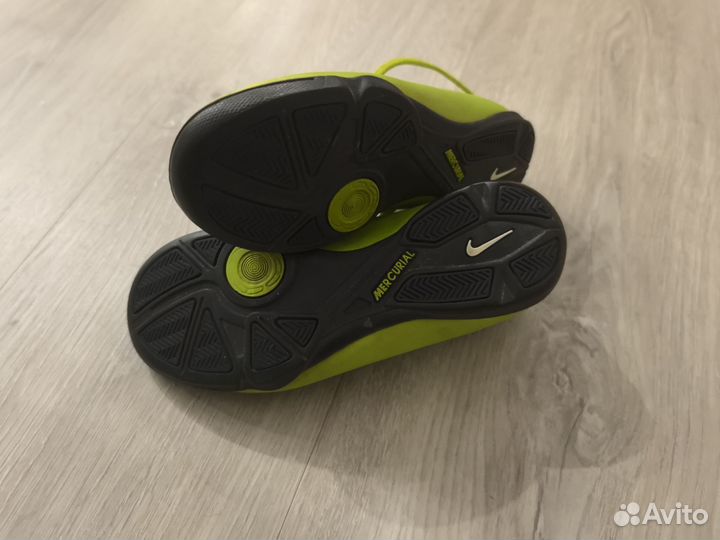 Футзалки детские nike 32