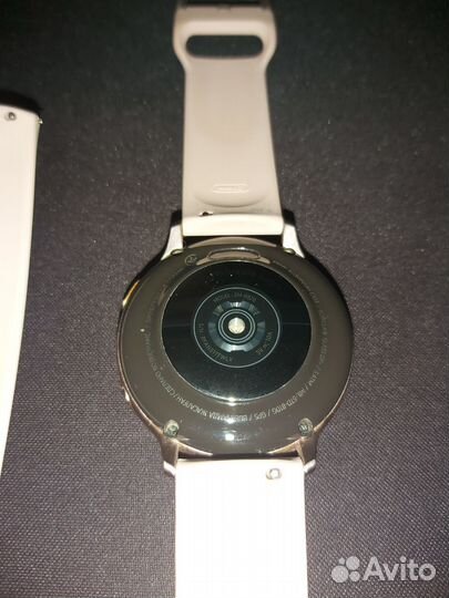 Samsung Galaxy Watch Active 2 44 мм Алюминий цвет