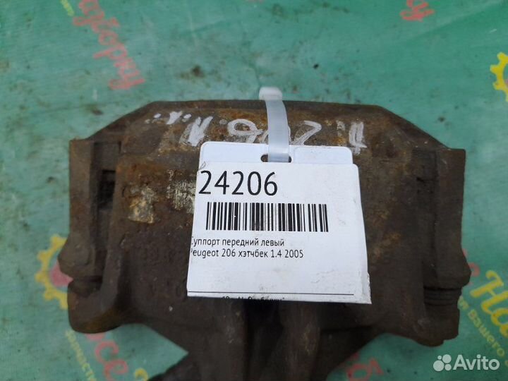 Суппорт передний левый Peugeot 206 хэтчбек 1.4