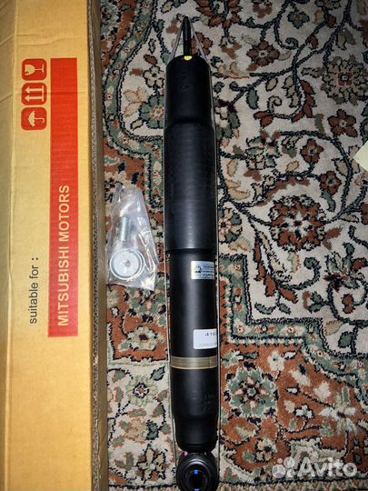 Амортизатор задний Паджеро 3 4