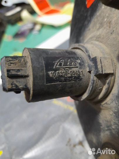 Вакуумный усилитель тормозов Volvo 850