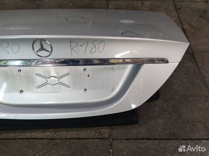 Крышка (дверь) багажника Mercedes-Benz CLS-Класс