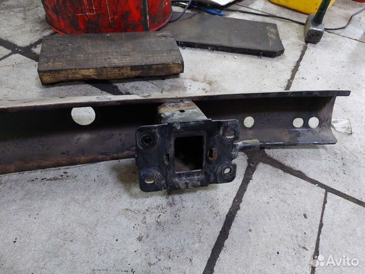 Усилитель заднего бампера T5 multivan