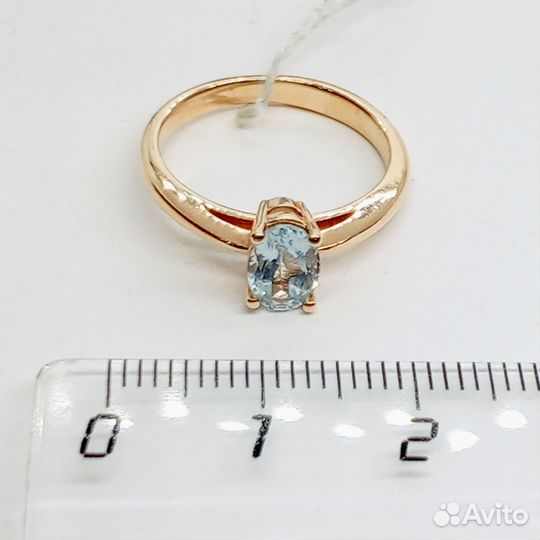 Кольцо с синтетическим камнем Золото