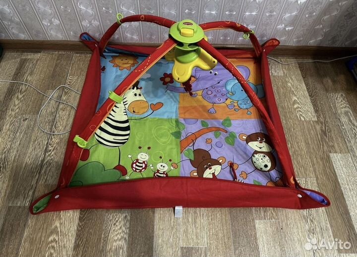 Погремушки, мобиль, коврик