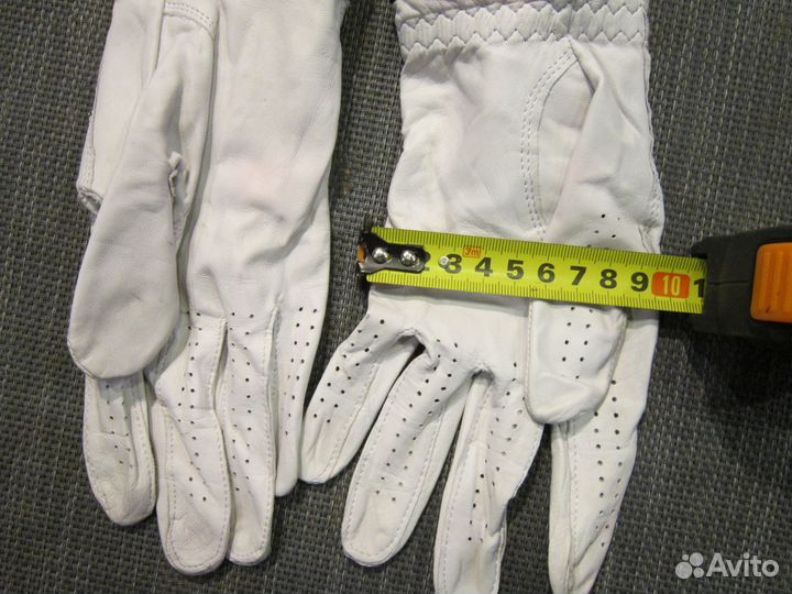 Перчатки для гольфа