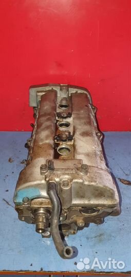 Головка блока цилиндров (правая) Hyundai Kia G6BA