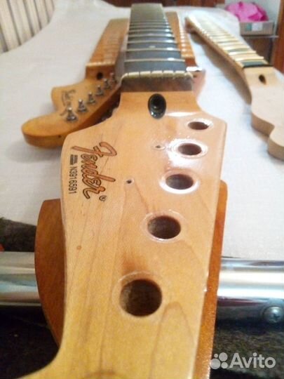 Гриф электрогитары стратокастер