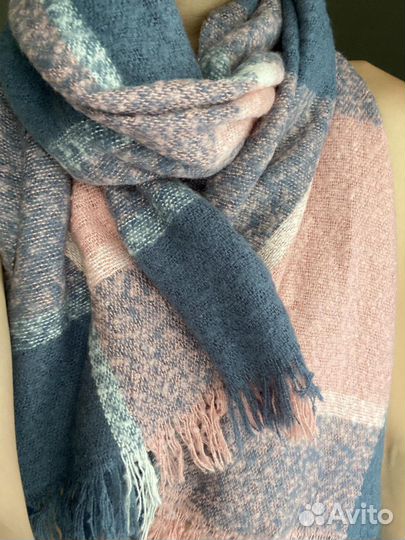 Шапка hm женская 2 шт и шарф