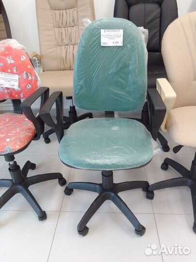 Компьютерное кресло новое