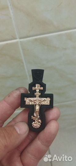 Золотой крест