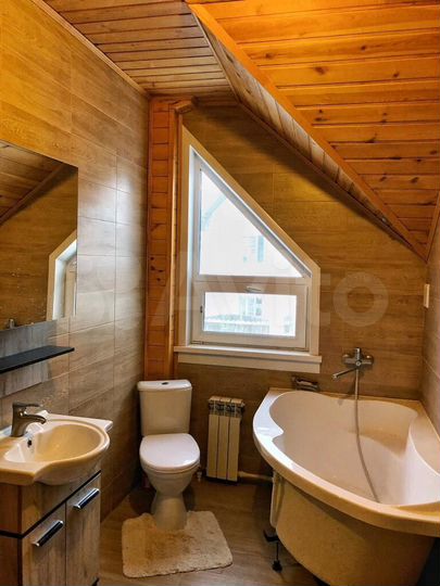 Коттедж 160,3 м² на участке 8,8 сот.